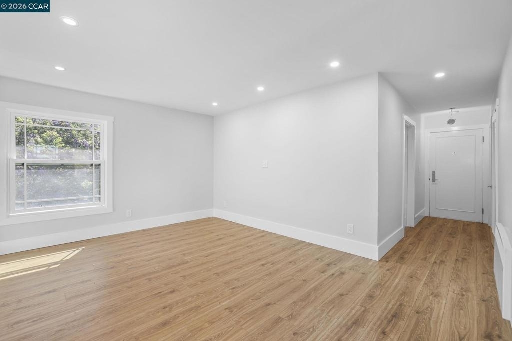 1325 Hopkins St - Photo 12
