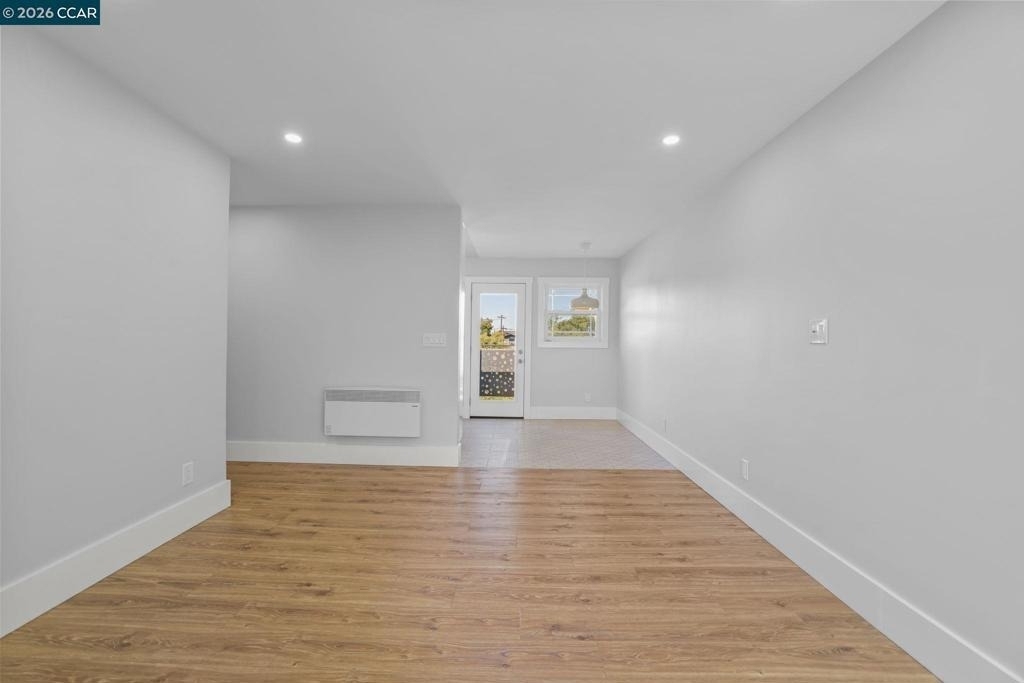 1325 Hopkins St - Photo 13