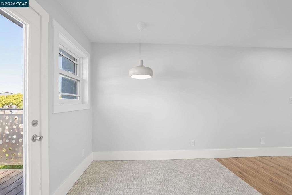1325 Hopkins St - Photo 21