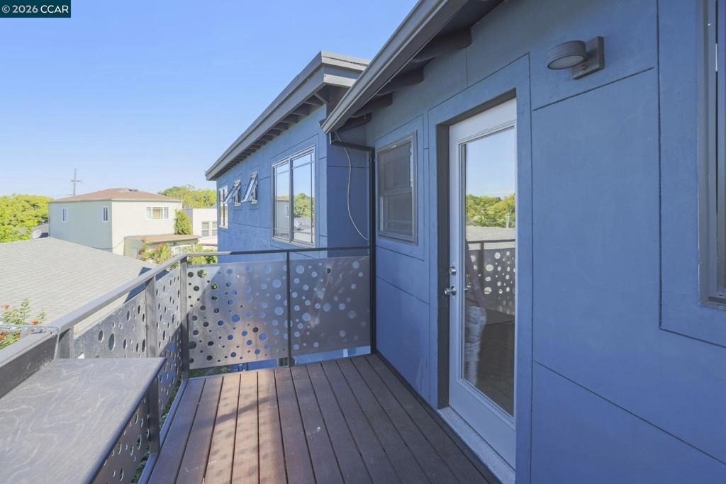 1325 Hopkins St - Photo 23
