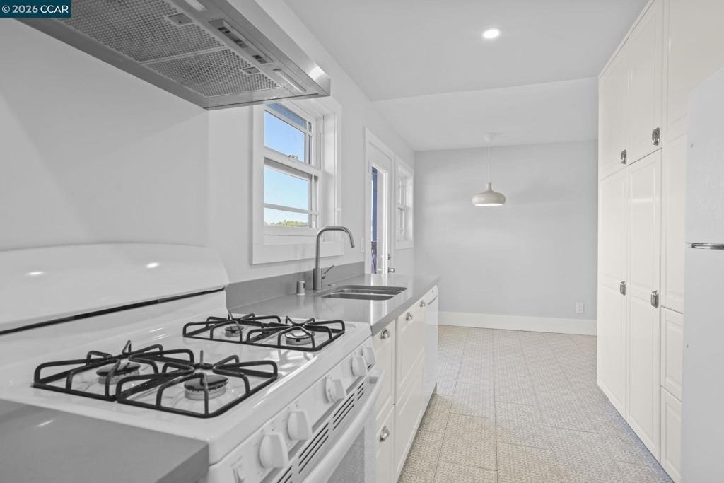 1325 Hopkins St - Photo 19