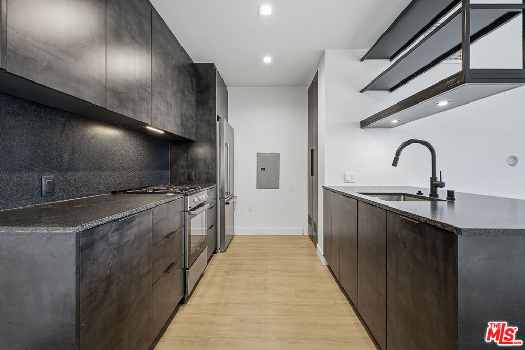 10700 Tabor Street - Photo 2