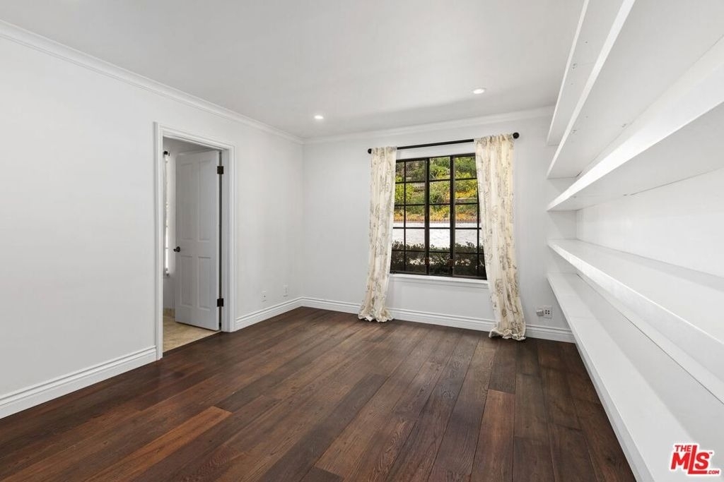 1060 Chantilly Road - Photo 19