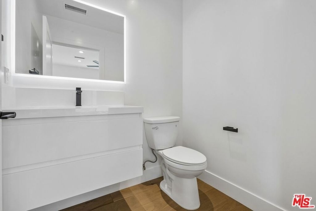 6521 Homewood Avenue - Photo 6