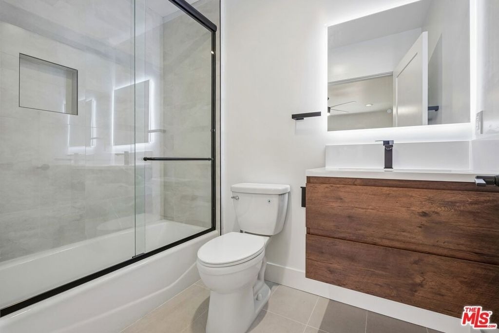 6521 Homewood Avenue - Photo 13