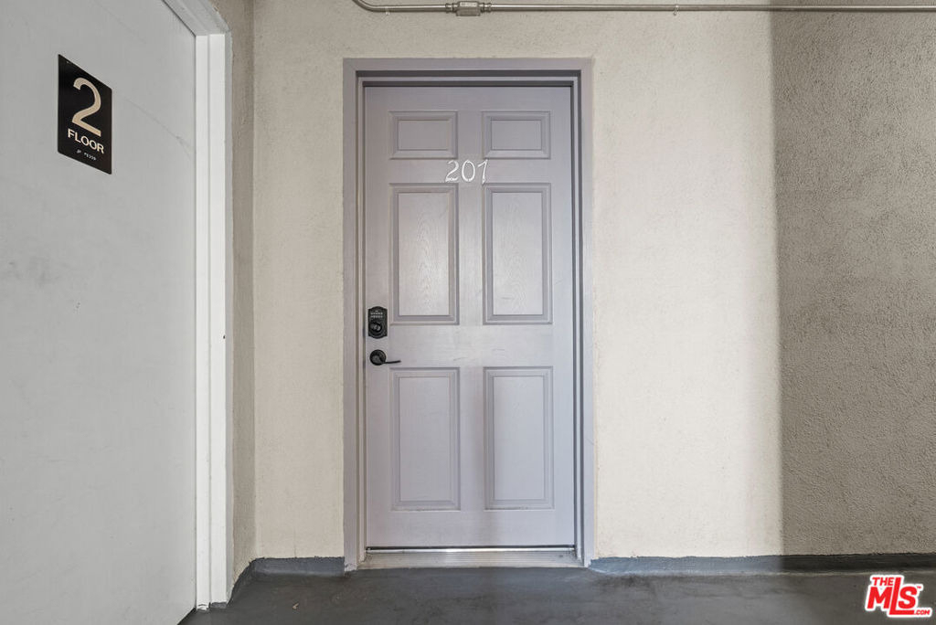15286 Sutton Street - Photo 3