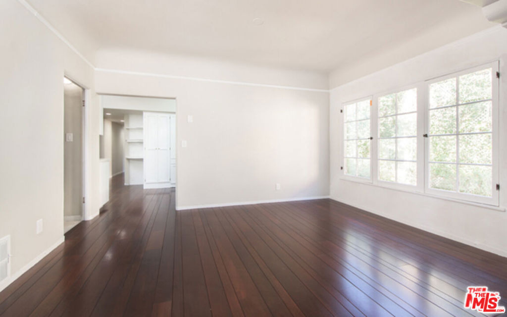 751 N Croft Avenue - Photo 5