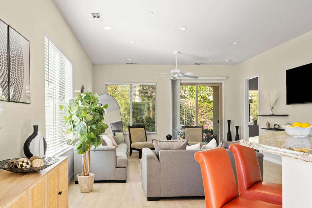 80528 Avenida San Fernando - Photo 2