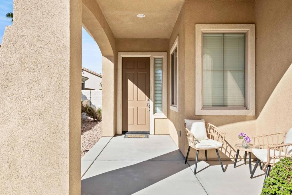 80528 Avenida San Fernando - Photo 1
