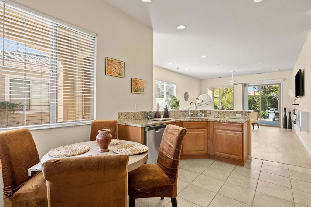 80528 Avenida San Fernando - Photo 12