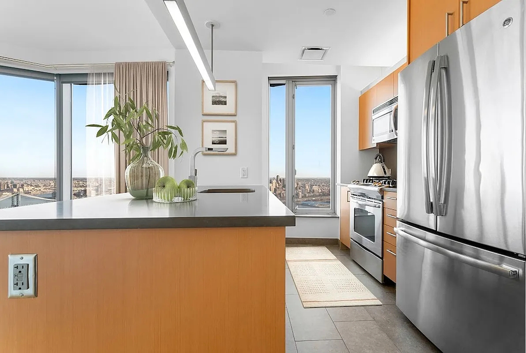 8 Spruce Street - Photo 0