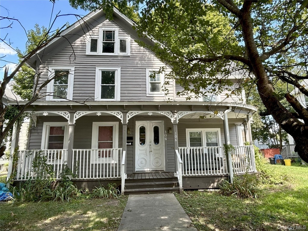 106 Ball Street - Photo 0