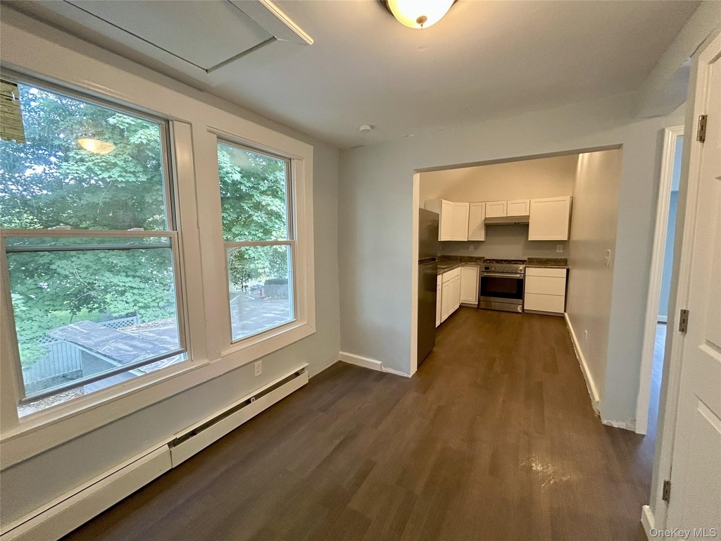 106 Ball Street - Photo 9