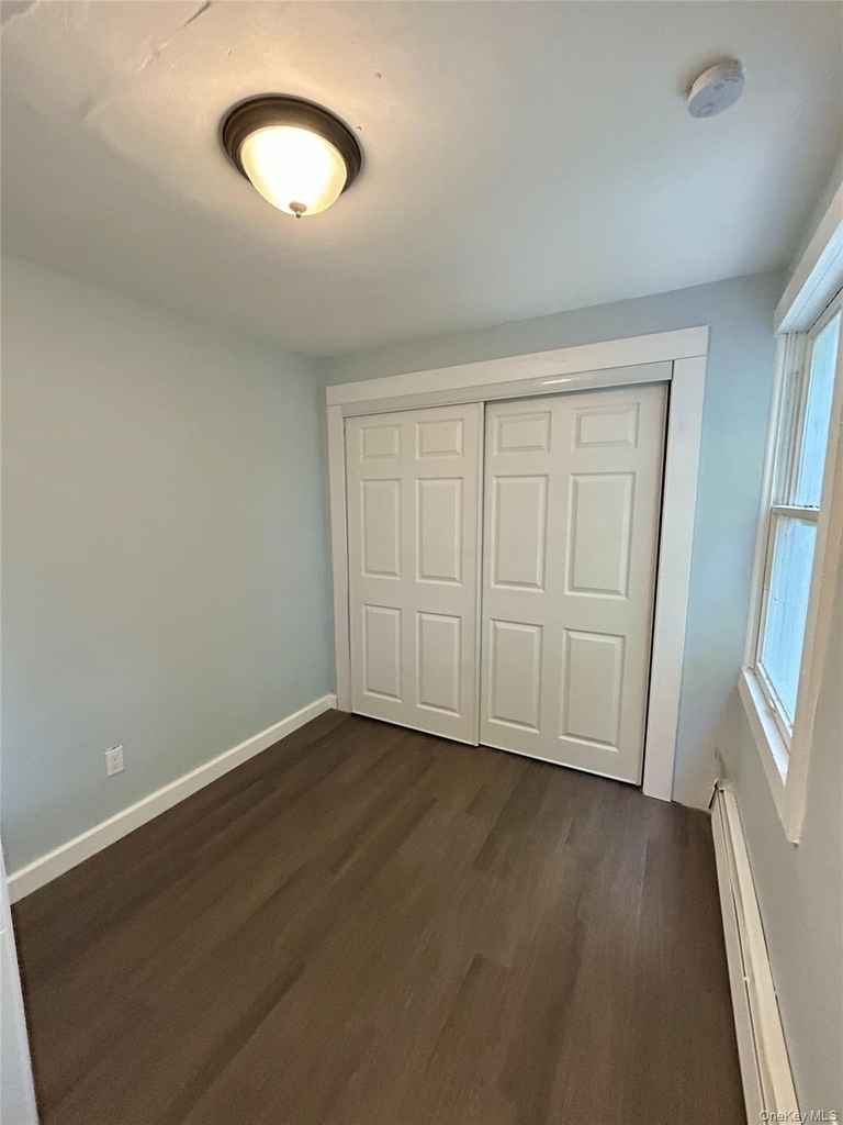 106 Ball Street - Photo 8