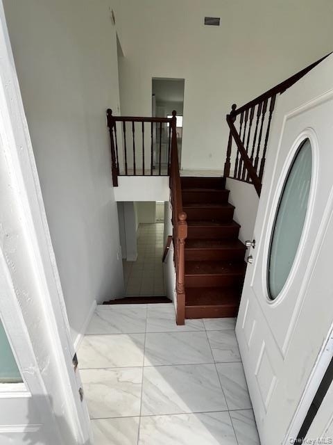 94 Roger Avenue - Photo 6
