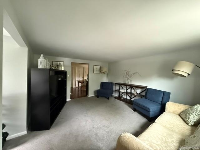 57 E Hall Avenue - Photo 2