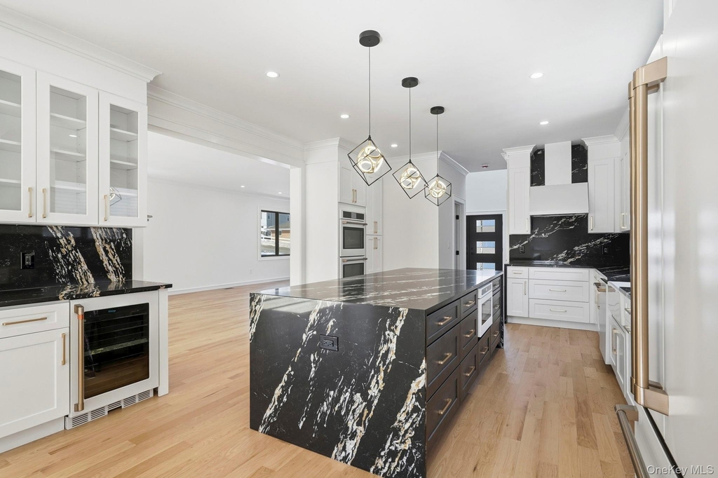 31 Gedney Way - Photo 18