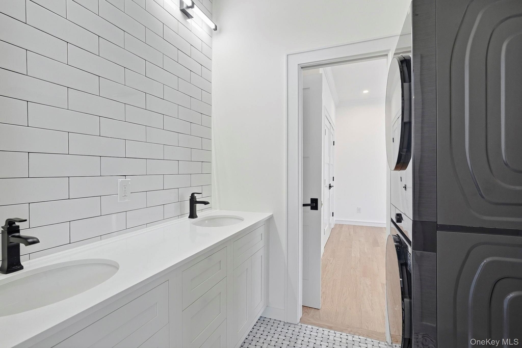 31 Gedney Way - Photo 31