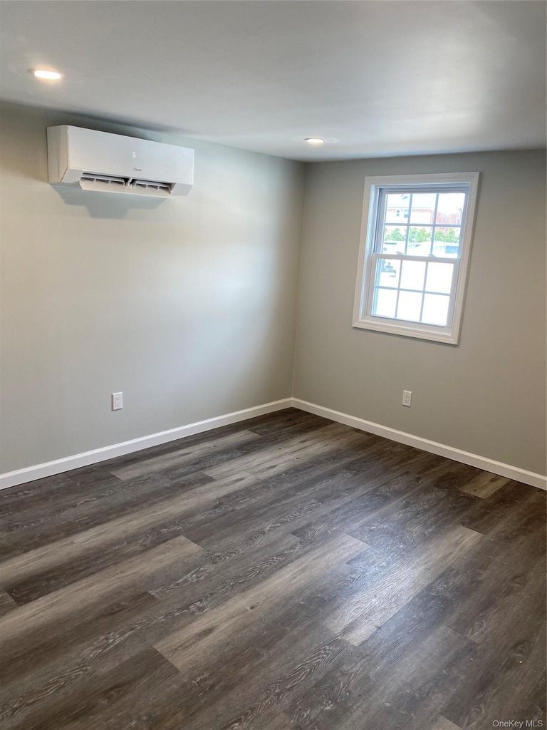 382b Deer Park Avenue - Photo 2