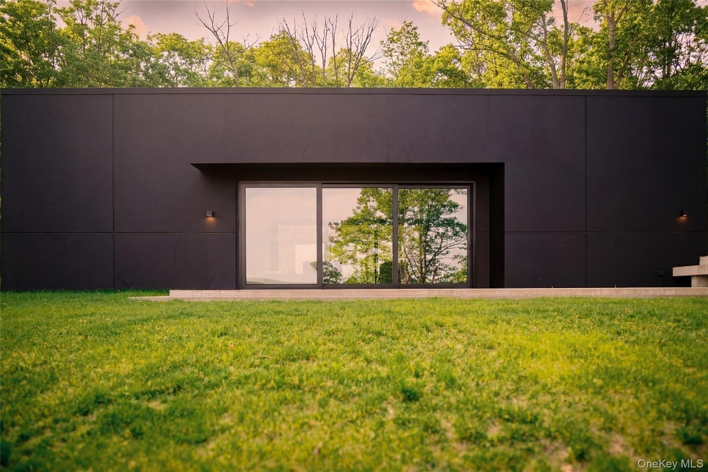 279 Tompkins Road - Photo 5