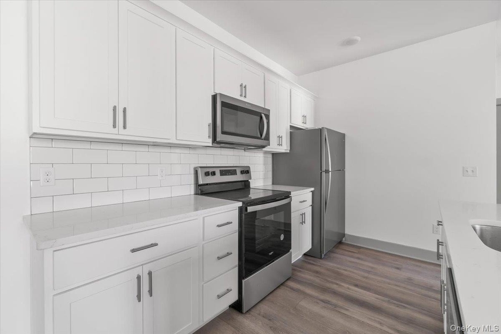75 Forester Avenue - Photo 2