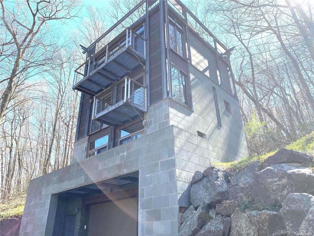 428 Harbor Road - Photo 0