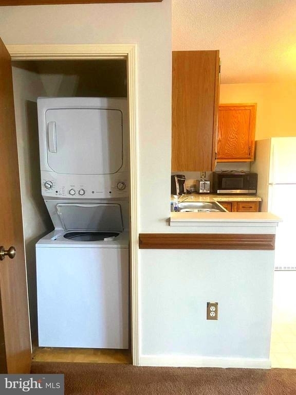 529 King Street - Photo 3