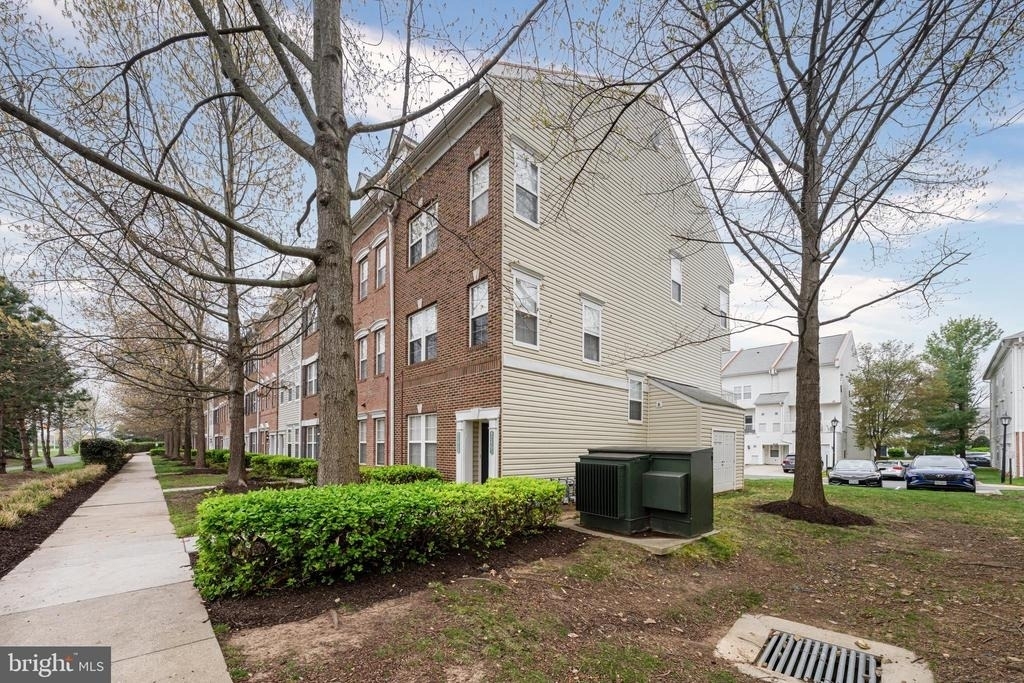 42461 Rockrose Square - Photo 4