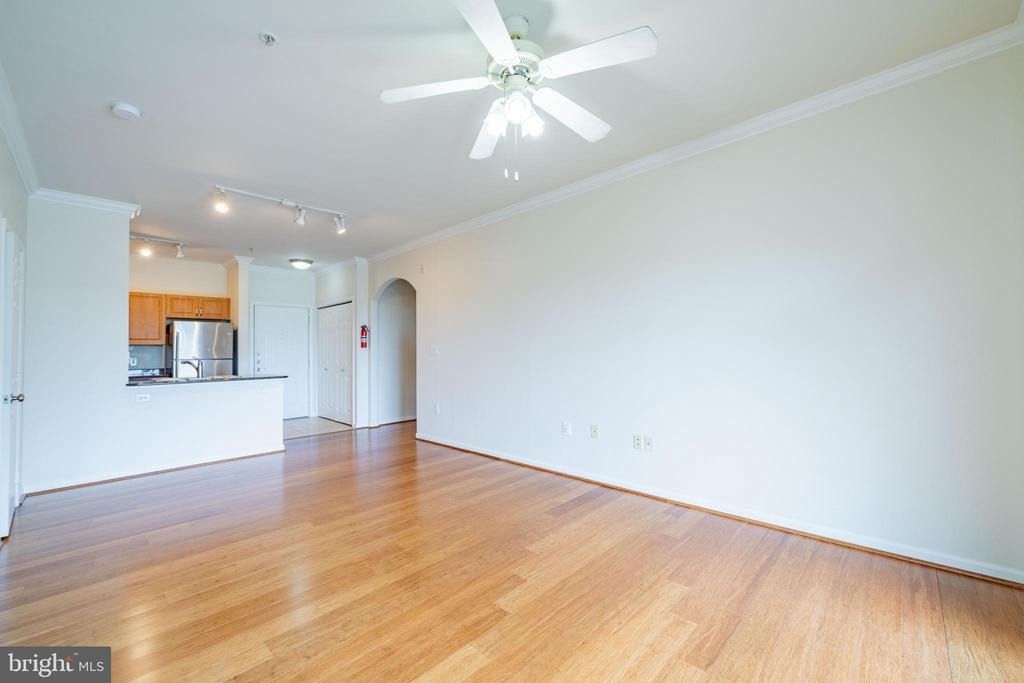 12929 Centre Park Circle - Photo 10