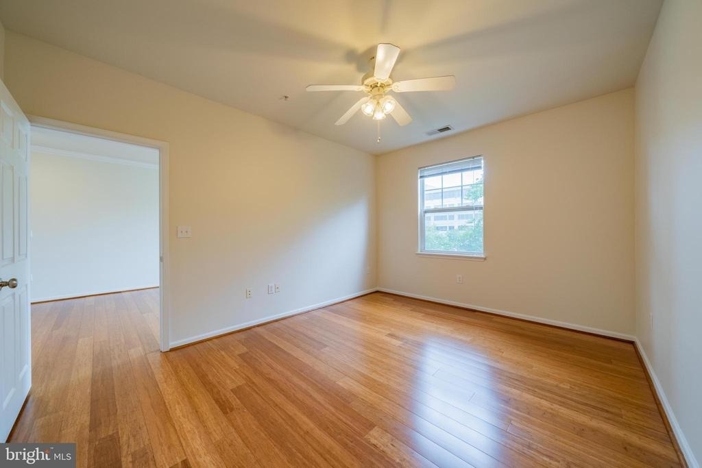 12929 Centre Park Circle - Photo 11