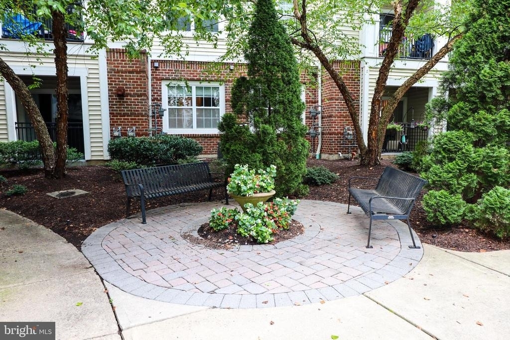12929 Centre Park Circle - Photo 35