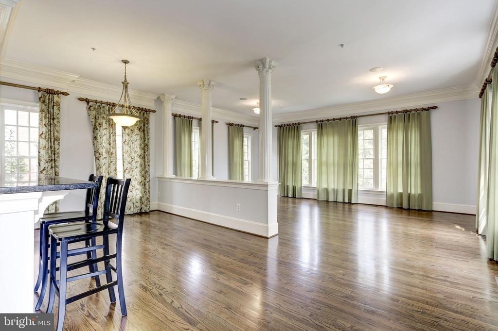 7233 Addington Drive - Photo 6