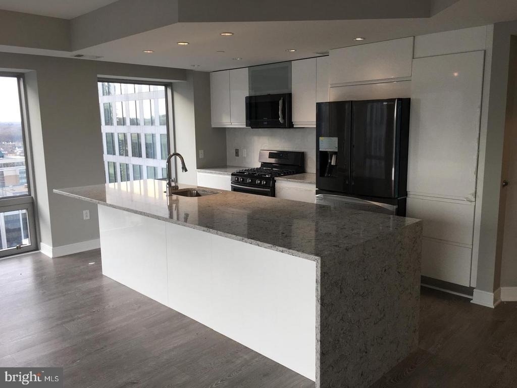 1111 19th Street N - Photo 10