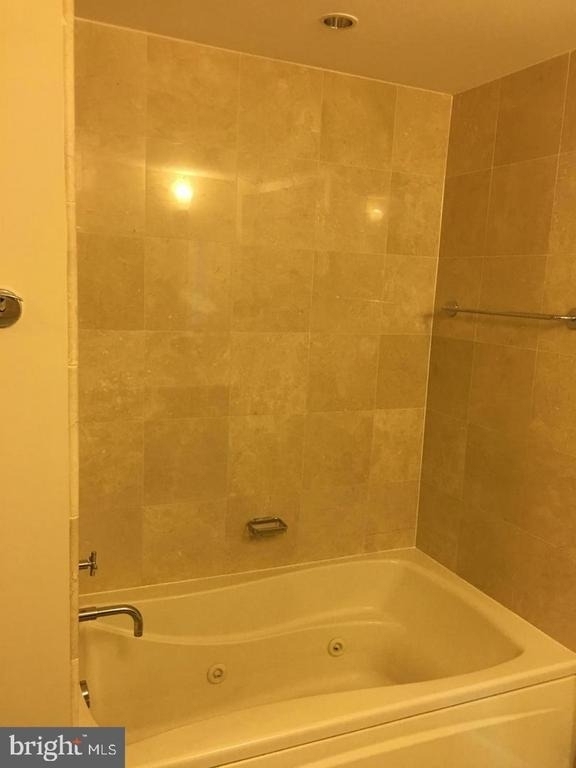 1111 19th Street N - Photo 18