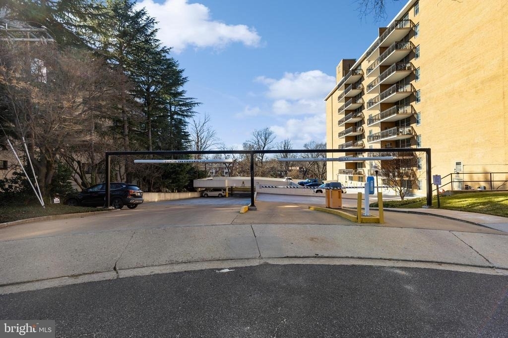 2030 N Adams Street - Photo 27