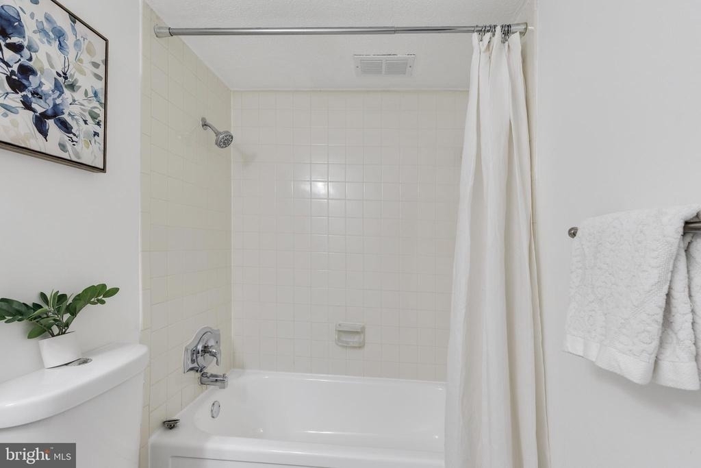 2030 N Adams Street - Photo 26