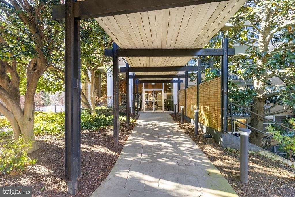 2030 N Adams Street - Photo 29