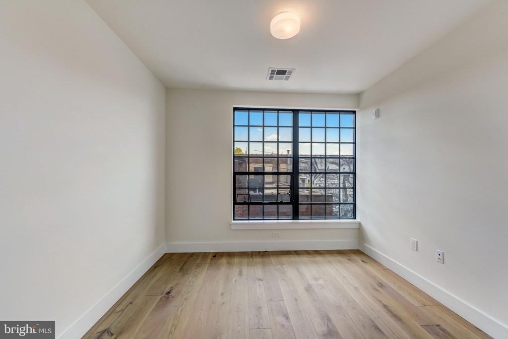 1701 N 2nd Street - Photo 2