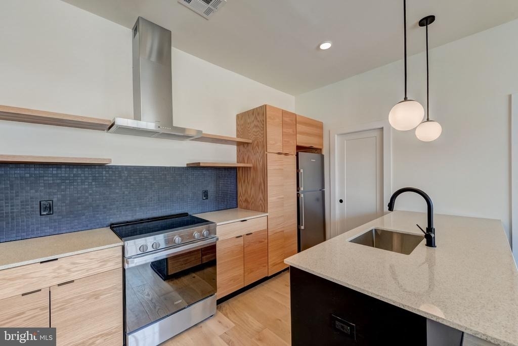 1701 N 2nd Street - Photo 0