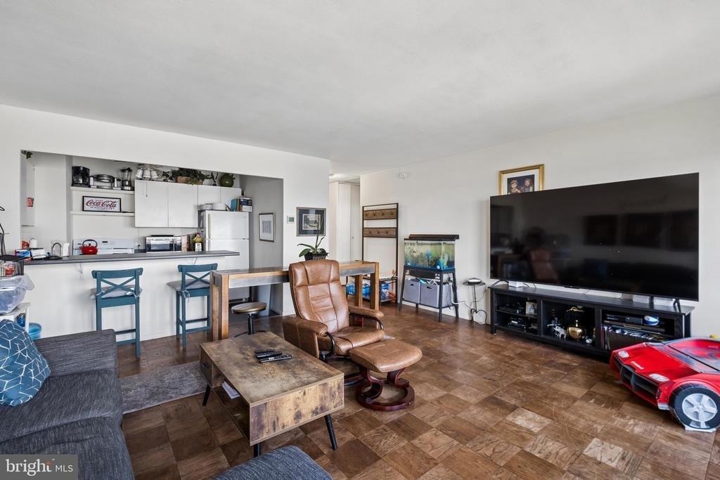220 Locust Street - Photo 1