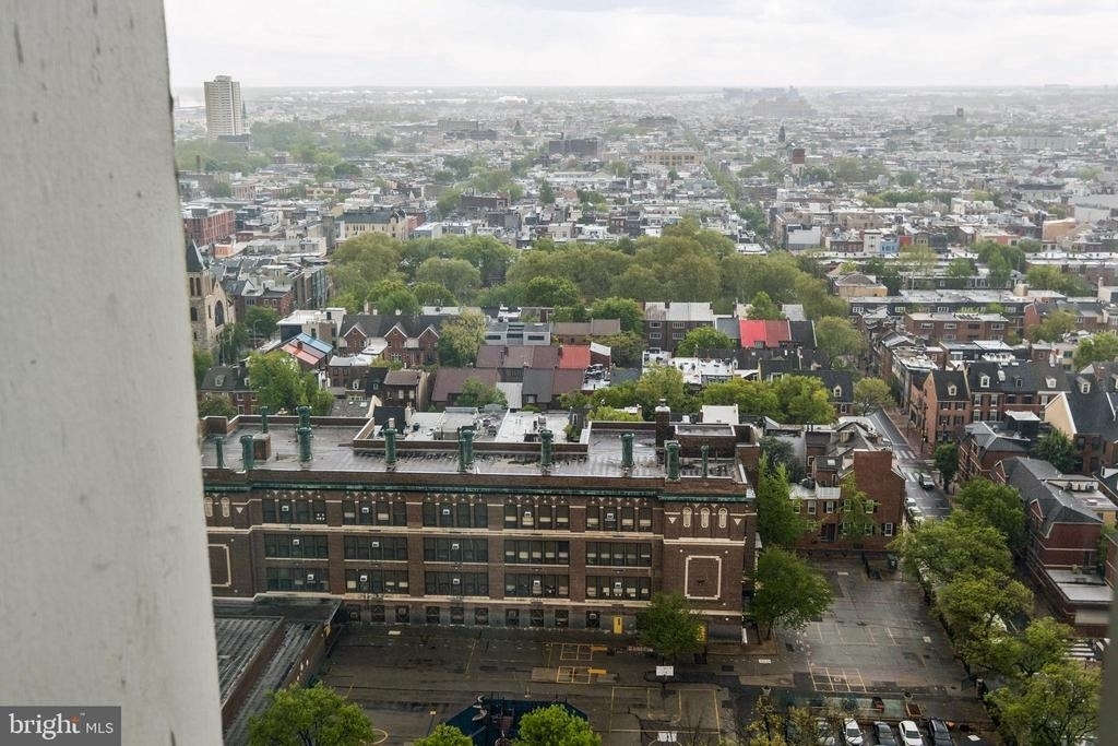 604 S Washington Square - Photo 0
