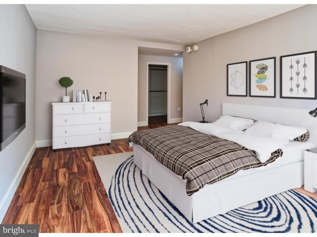 1815 John F Kennedy Boulevard - Photo 2