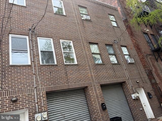759 S Jessup Street - Photo 0