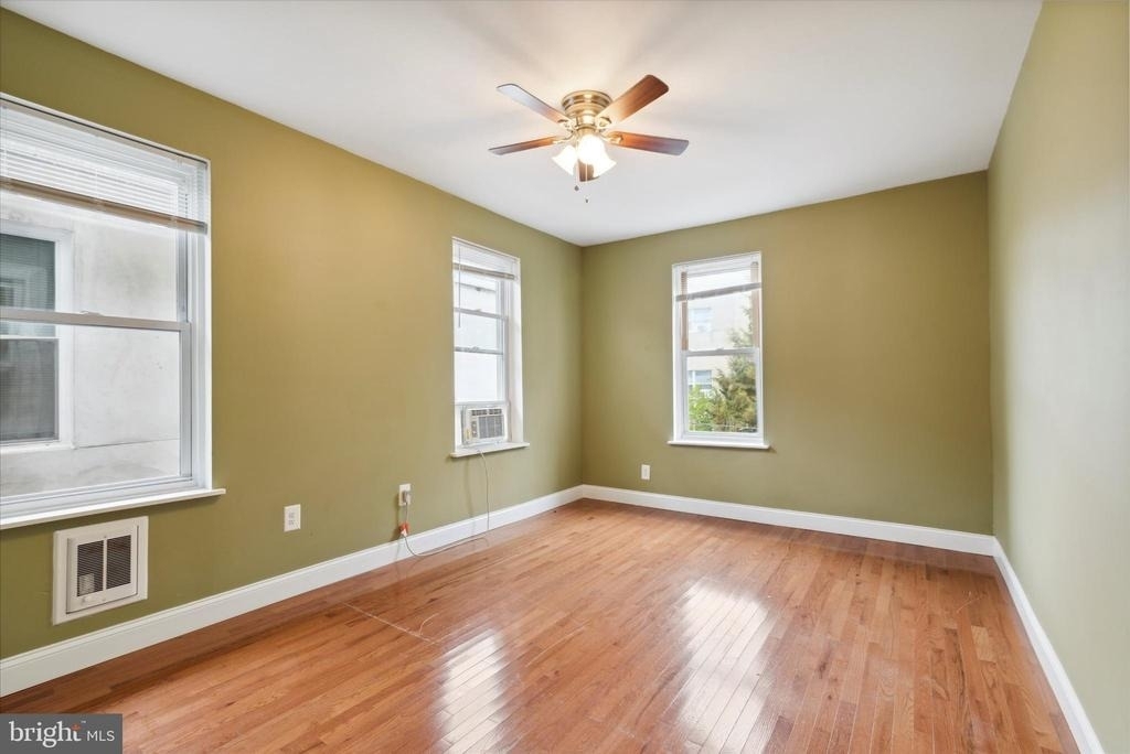 1723 N Willington Street - Photo 13