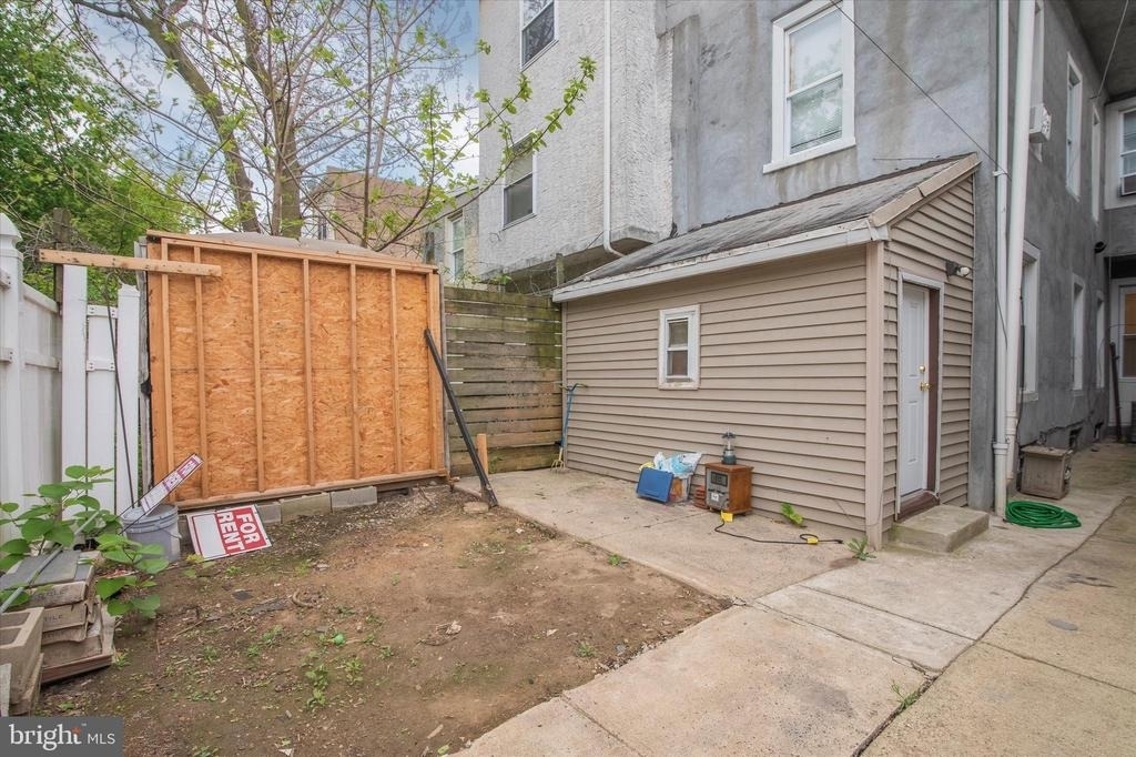 1723 N Willington Street - Photo 24
