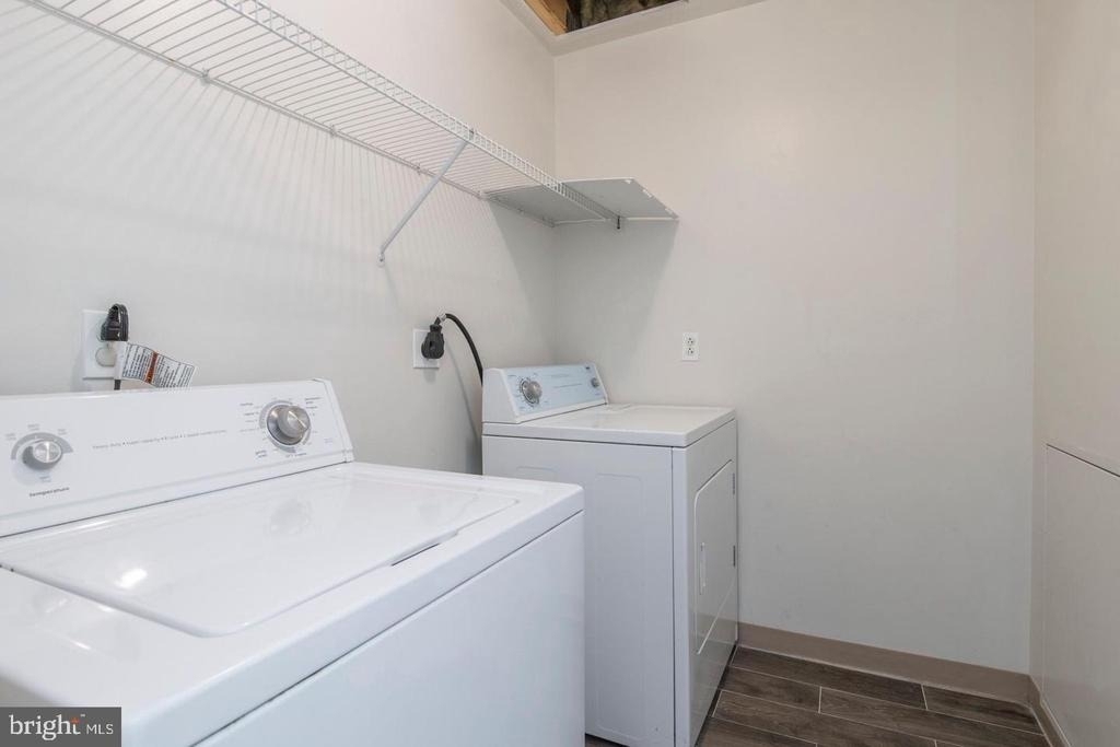 3718 Merrick Road - Photo 23