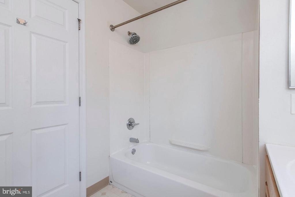 3718 Merrick Road - Photo 10