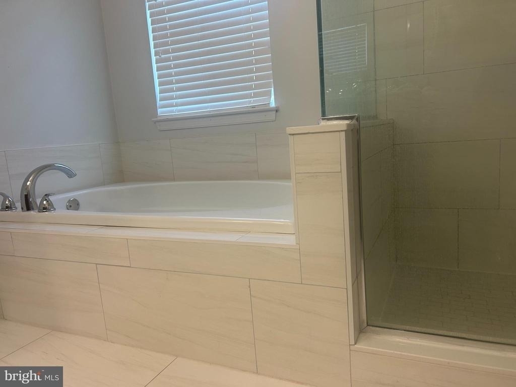 4438 Riverview Lane - Photo 15