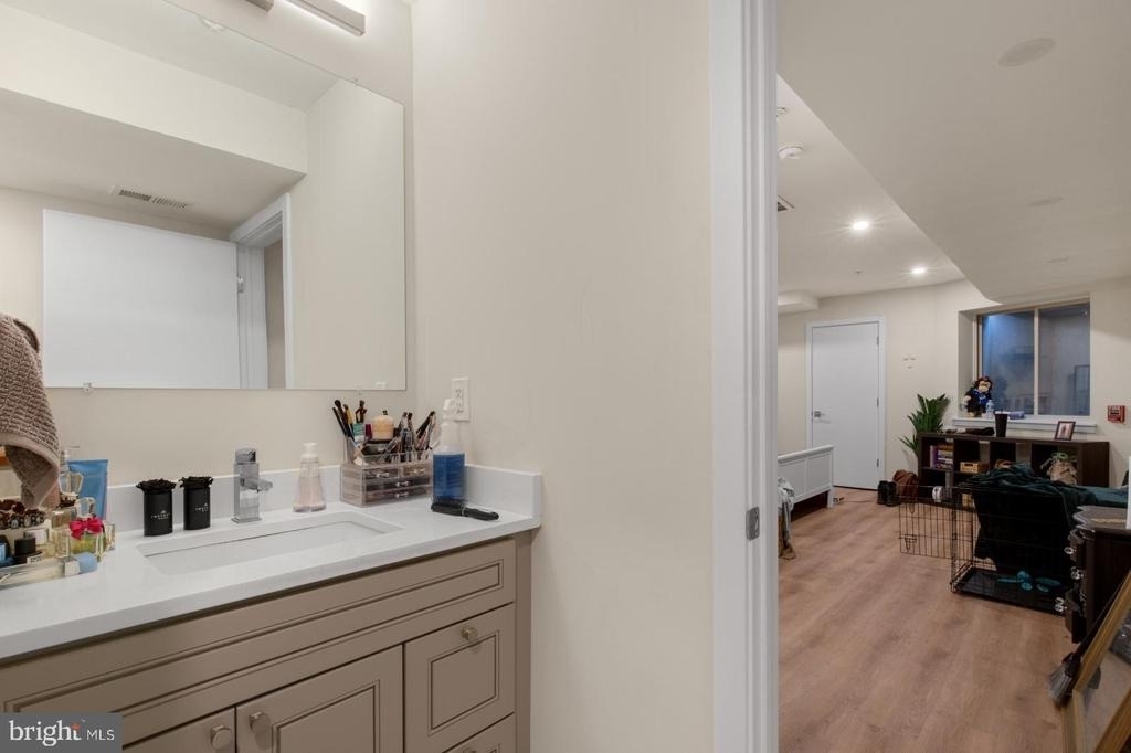 1702 Point Breeze Avenue - Photo 14