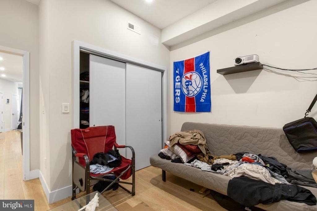 1702 Point Breeze Avenue - Photo 10